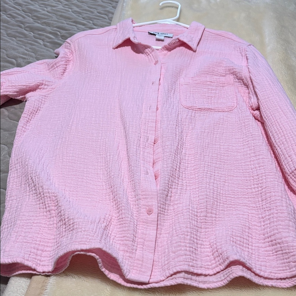 Nine West New witouh tagsNine Pink Textured Shirt